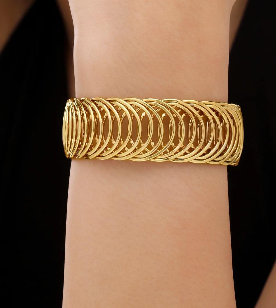Aína Anti-Tarnish Ornate Golden Hollow Out Bracelet (Adjustable Size)✨