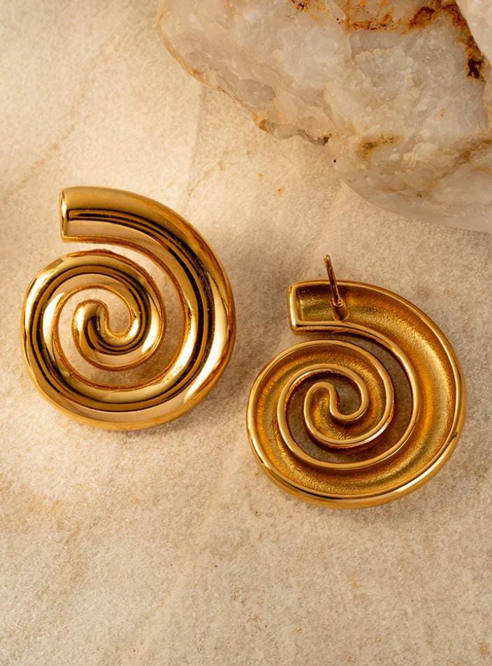 Aína Anti - tarnish Gold Plated Round Shaped Stud Earrings ✨
