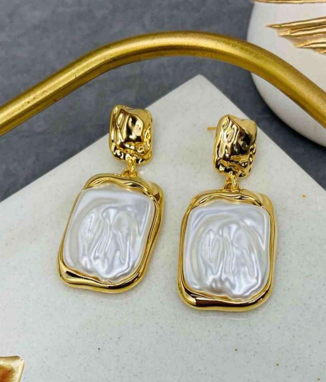 Aína Anti-Tarnish Square Drop Earrings ✨