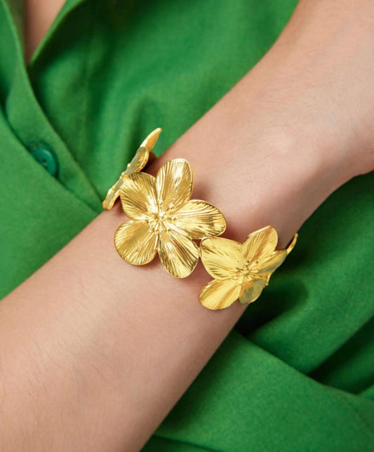 Aína Anti-Tarnish Golden Flower Bracelet ( Adjustable Size) ✨