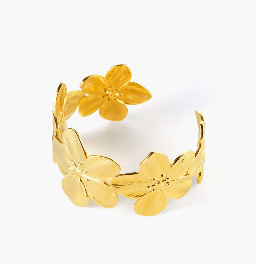 Aína Anti-Tarnish Golden Flower Bracelet ( Adjustable Size) ✨