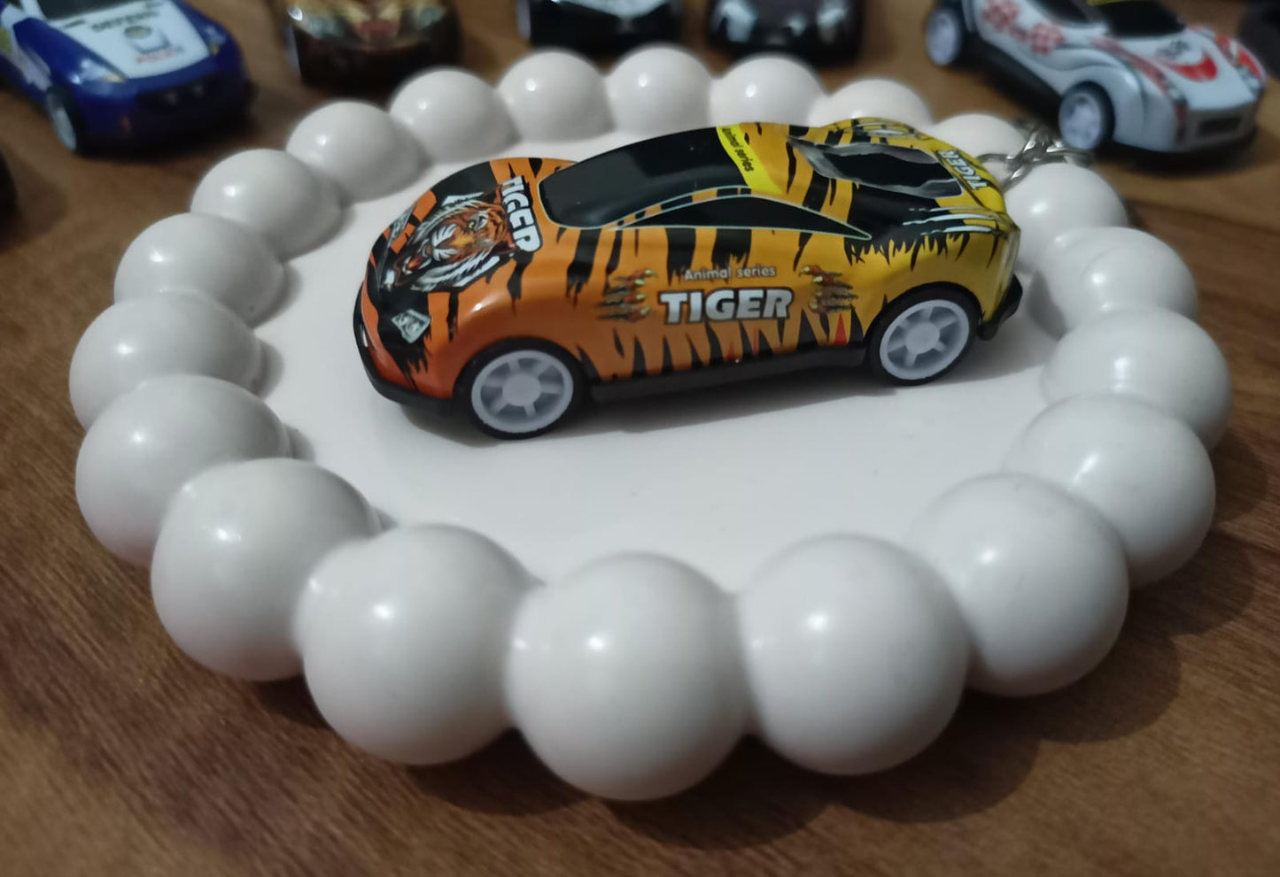 🐯 Tiger-Themed Miniature Car Keychain