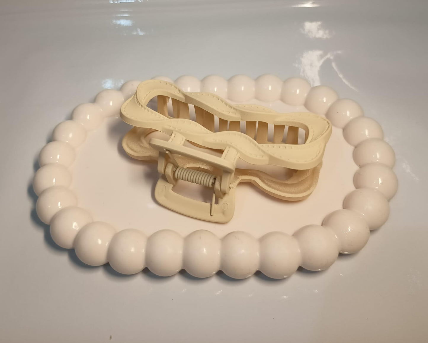 Wavy Matte Claw Clips