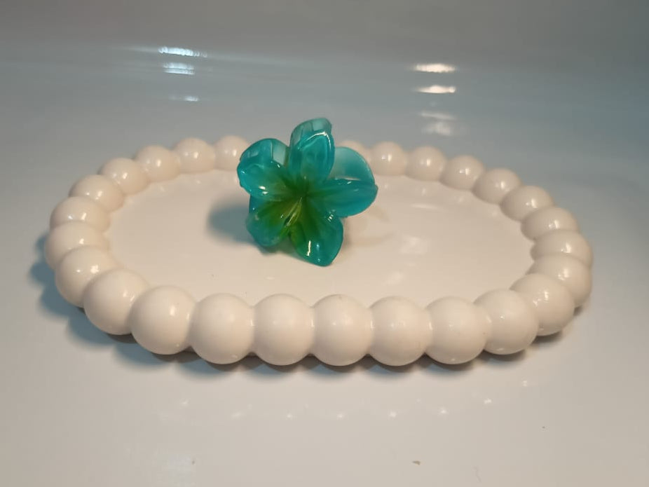 Small Size Resin Flower Claw