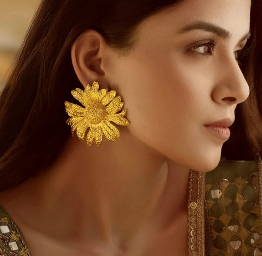 Aína Anti-Tarnish Sunflower Earrings✨
