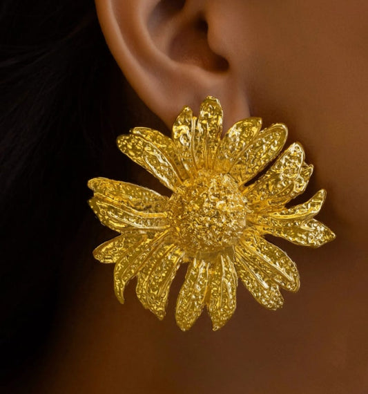 Aína Anti-Tarnish Sunflower Earrings✨