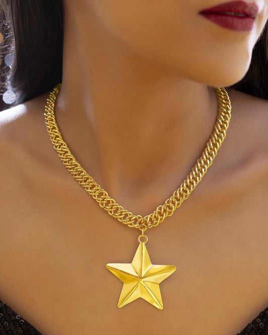 Aína Anti-Tarnish Star Necklace ✨