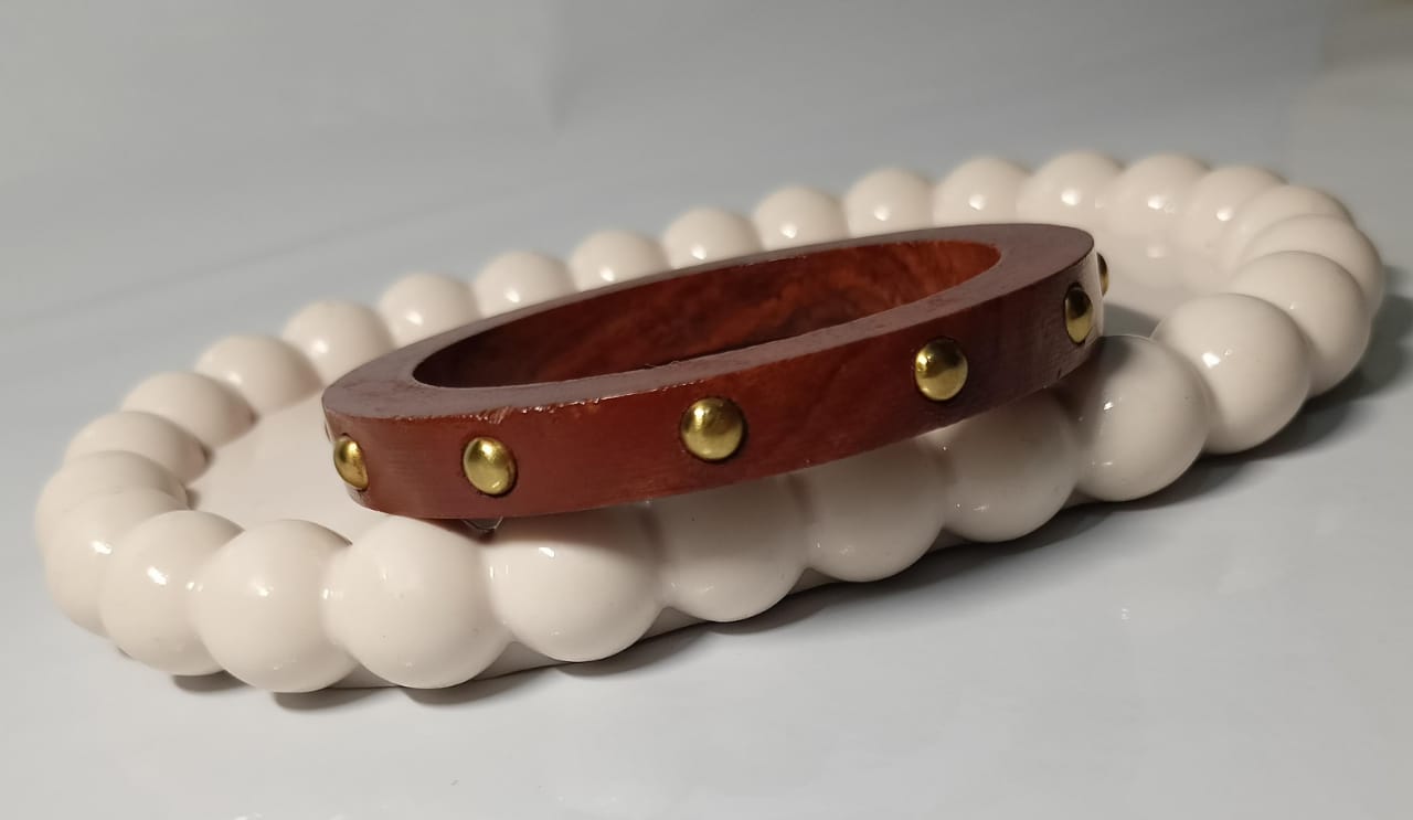 Rustic Studded Leather Cuff Bracelet (Size:2.6)