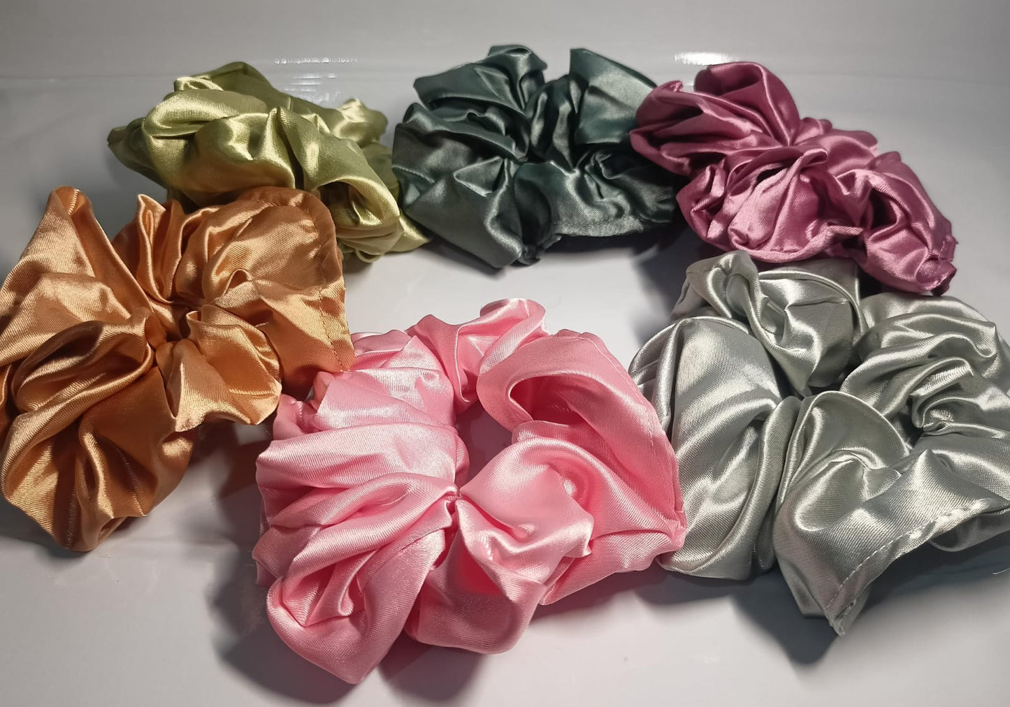 ✨ Satin Luxe Scrunchies – Set of 6 ✨