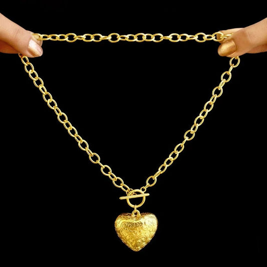 Aína Anti-Tarnish T lock Puffy Heart Pendant Necklace ✨