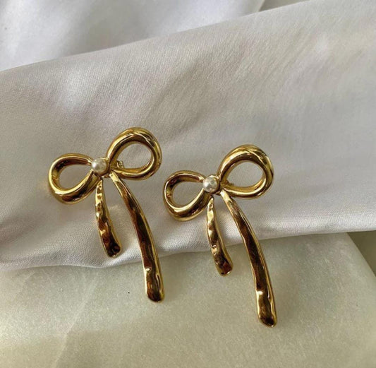 Aína Anti- Tarnish Bow Gold Plated Earrings ✨